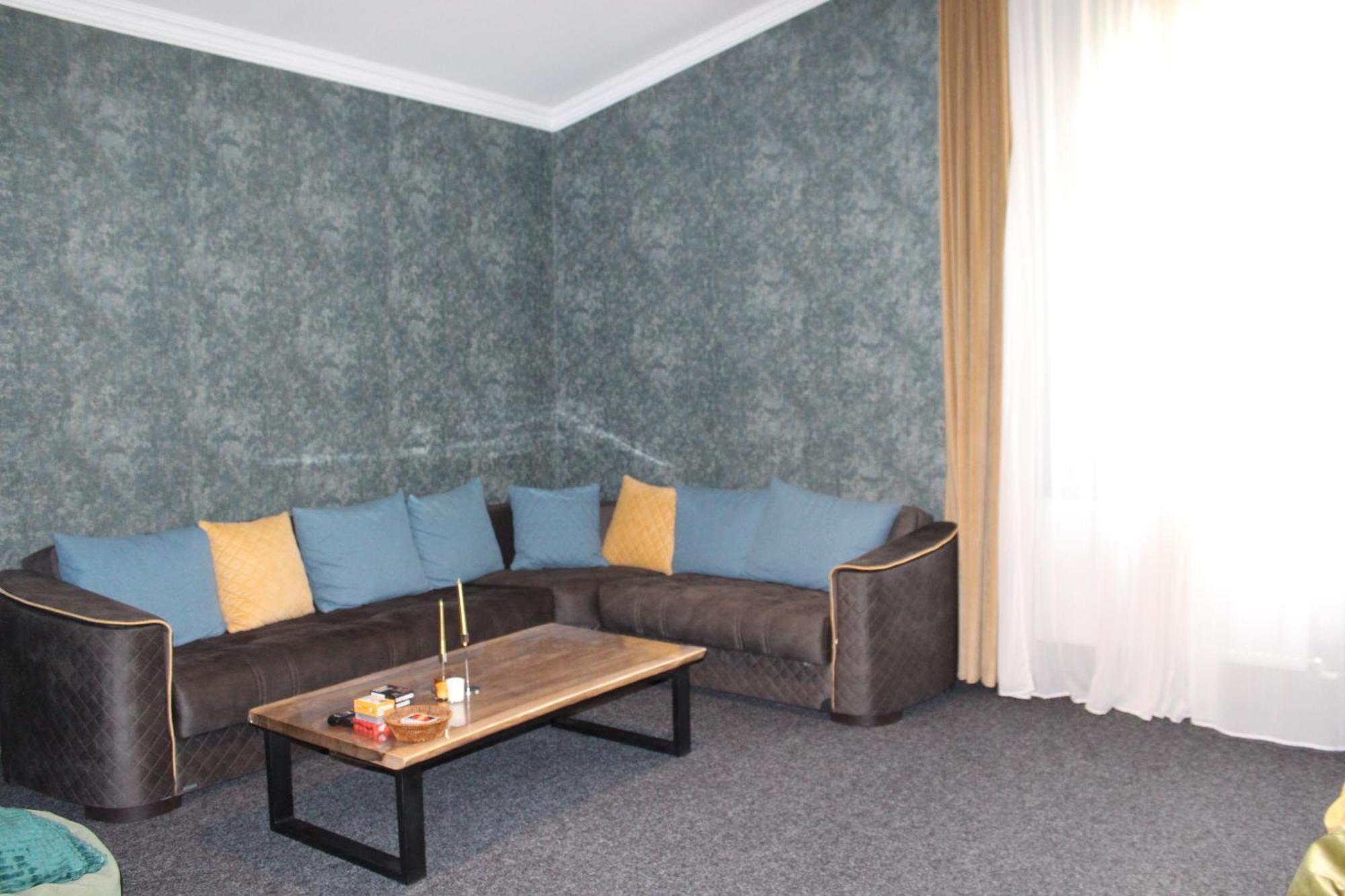 Hotel Eden Mestia Kültér fotó